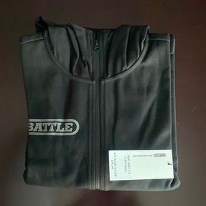 BATTLE black track jacket Perfect for intense workouts or casual outings.